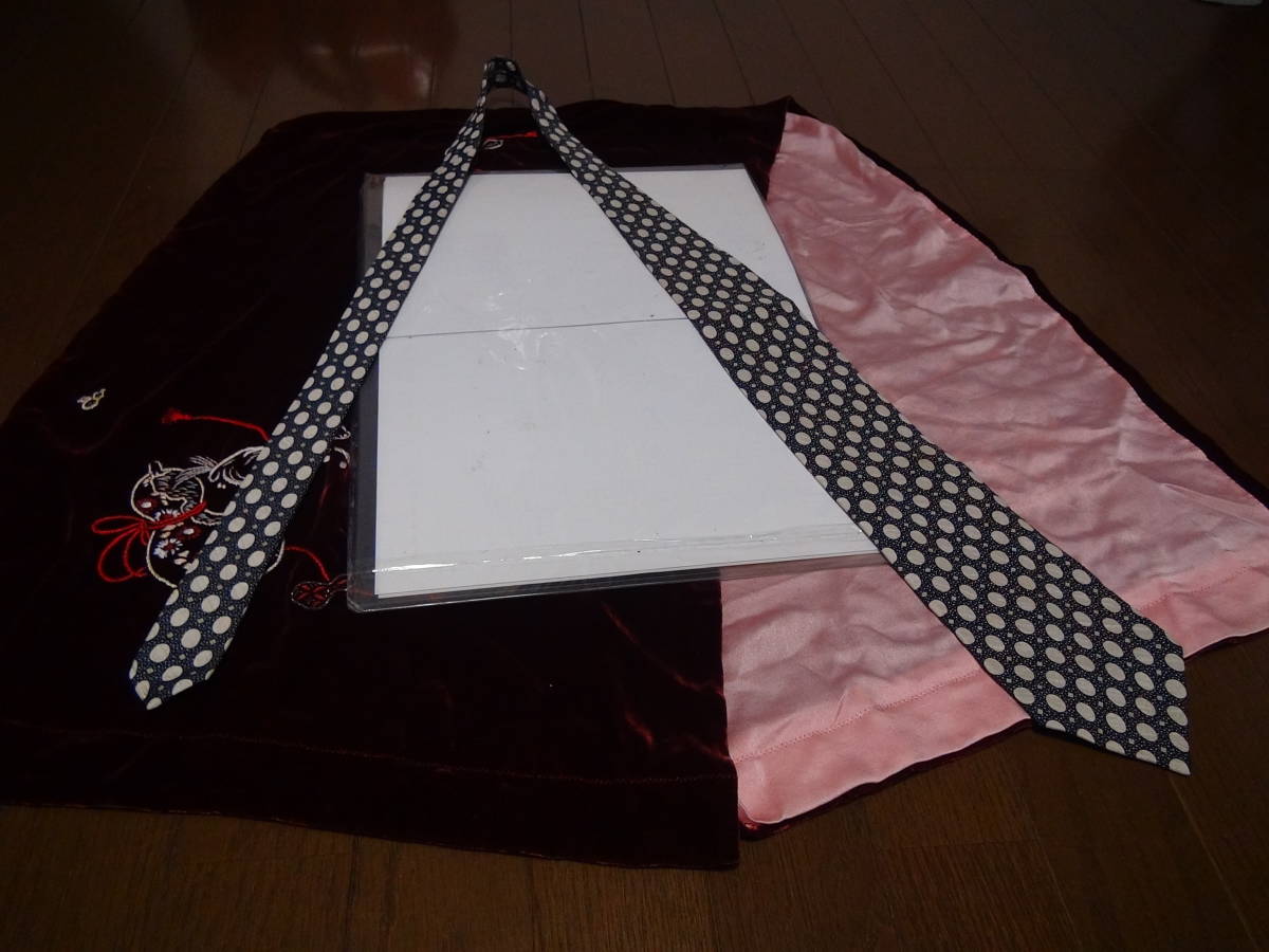 DOMOTION CRAVAT(ドーモーショクラバッタ)のネクタイ 日本製。拍卖