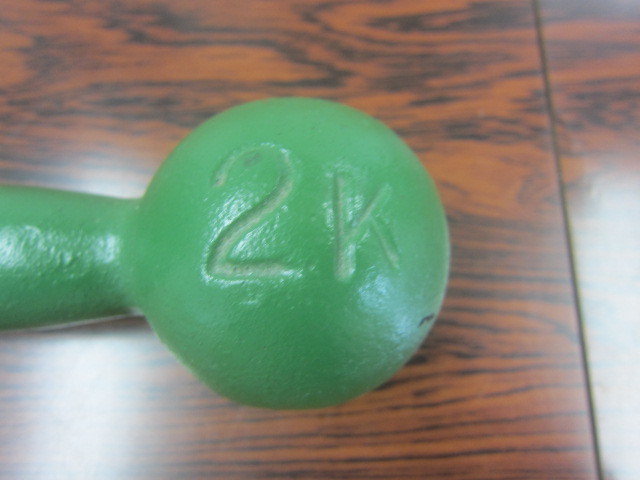 埼玉鶴ヶ島発 鉄アレイ 2キロ 綺麗だと思います。拍卖