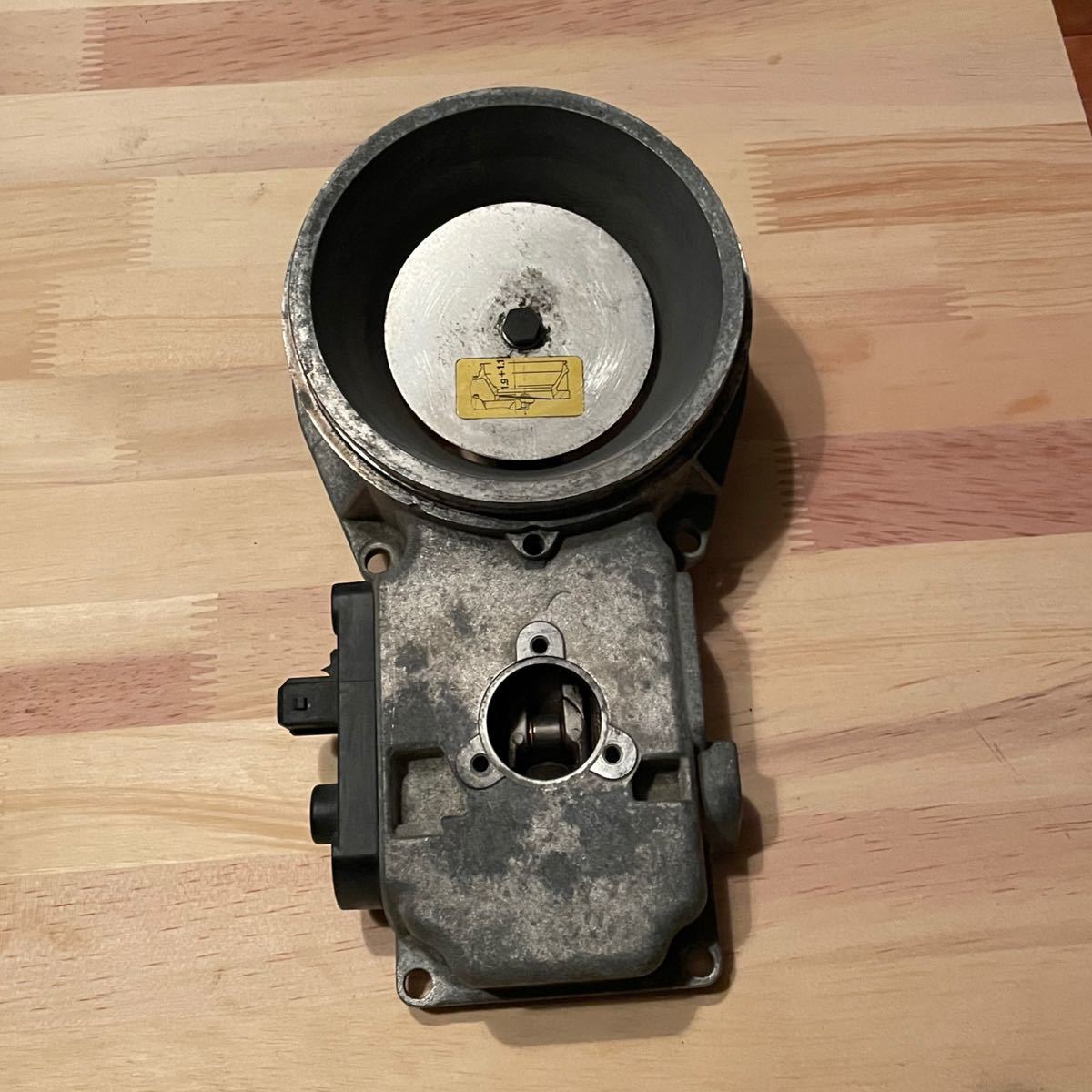 アウディ90 エアフロ 0 438 121 049/034 133 353C拍卖