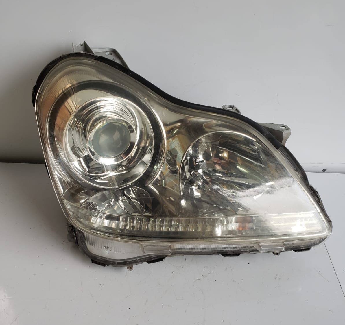 トヨタ クラウンマジェスタ UZS186 ヘッドライト 右拍卖