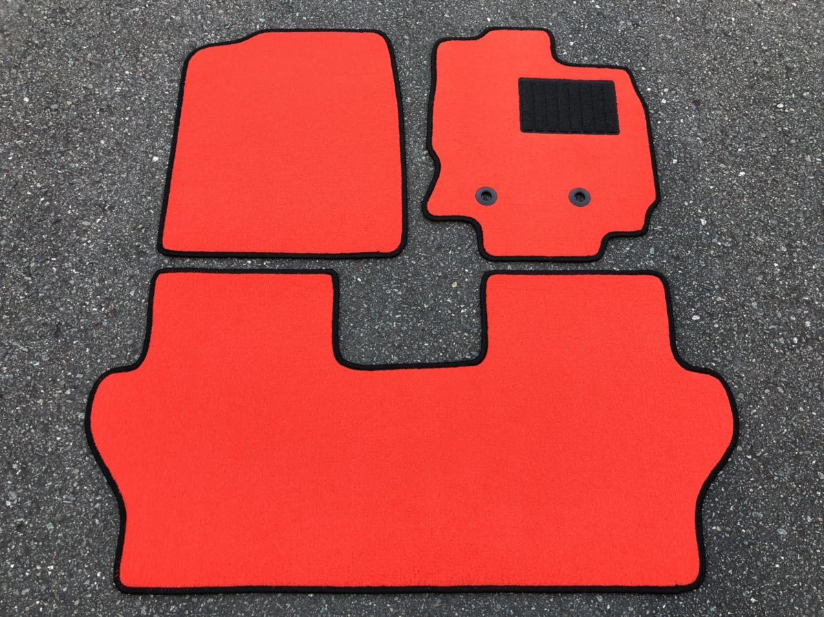 ■送料無料■ダイハツ ムーヴ キャンバス LA800S LA810 フロアマット 新品(年式:H28年9月~現行)※2WD/リアヒーターなし車のみ拍卖