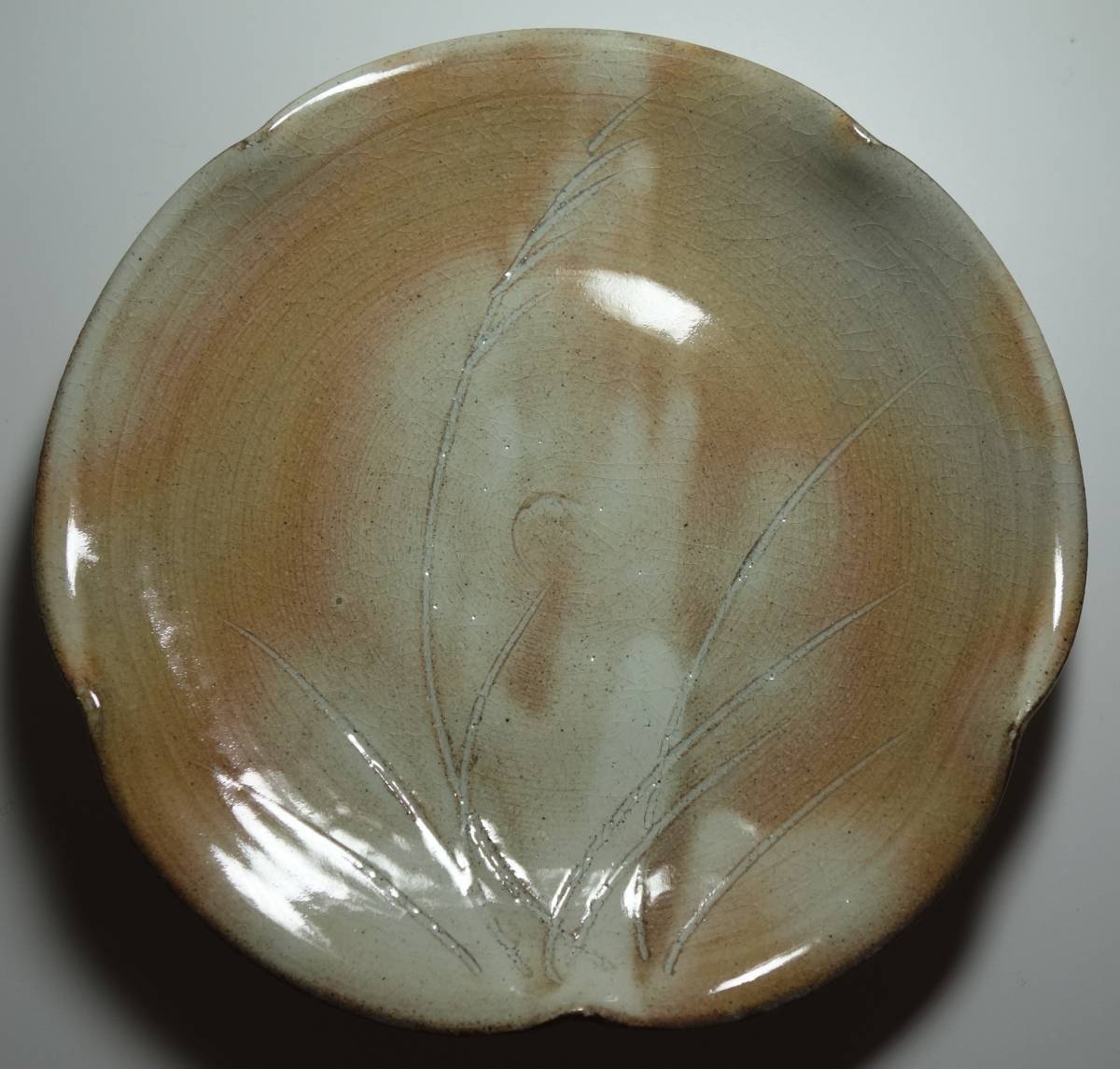 倣宋朝期茶器 花弁形 ススキ図 茶会用 高級御茶菓子皿 侘茶器拍卖