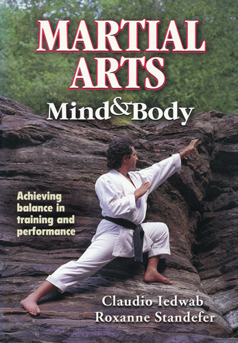 英文・格闘技本 『Martial Arts Mind & Body: Archieving balance in training and performance』 2000 Human Kinetics拍卖