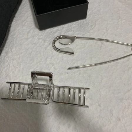 オシャレ!可愛い!簡単 ヘアアレンジ Amorcome-女性と女の子のための安全な金属ピン,ヘアクリップ,ヘアアクセサリー,ヘアクリップ拍卖