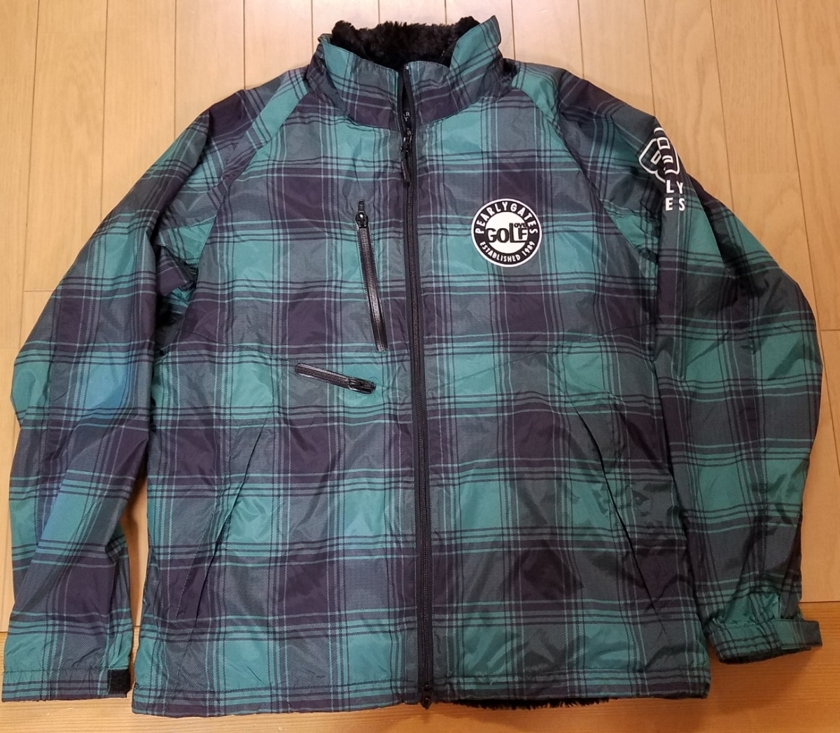 激レア 未使用完売品 PEARL YGATES ジャケット パーリーゲイツ サイズ4 正規店購入 グリーン ブラック 緑黒 GOLFマーク ボアライナー付き拍卖