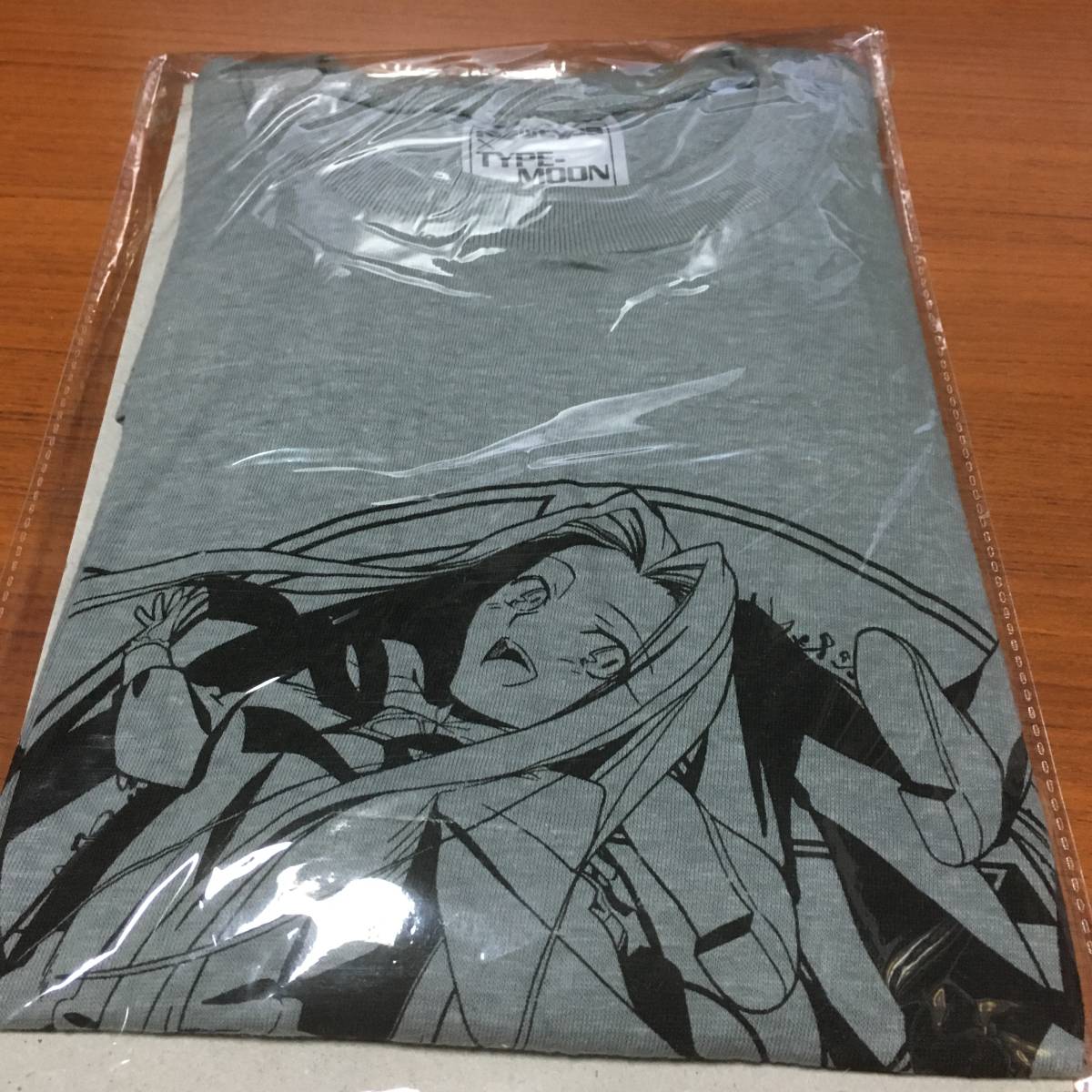 ニュータイプ 2011年2月号付録 フェイト/ゼロ Tシャナ 未開封拍卖