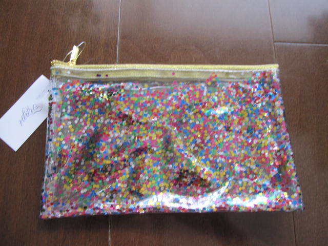 新品・未使用 キラキラ・スパンコール・グリッター ラメ入りポーチ 小物入れ メイクポーチ W200xH120mm拍卖