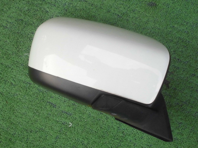 MPV LY3P 電動格納付きドアミラー右拍卖