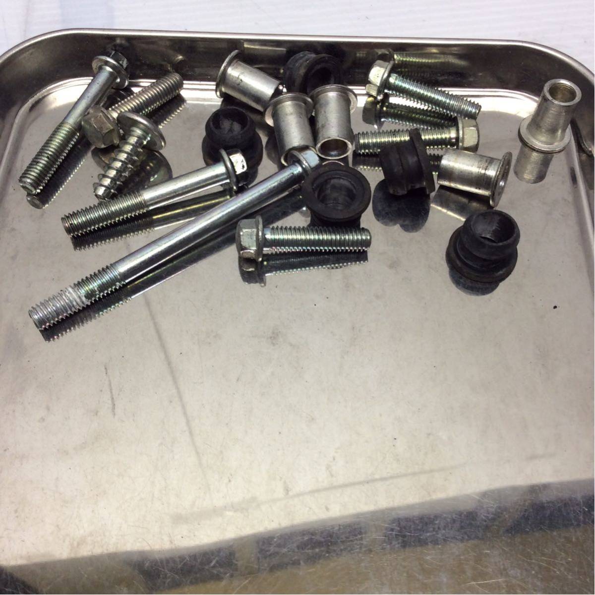 D17-29 スズキ アドレスV50 CA4BA クランクケースカバーボルト 純正部品拍卖