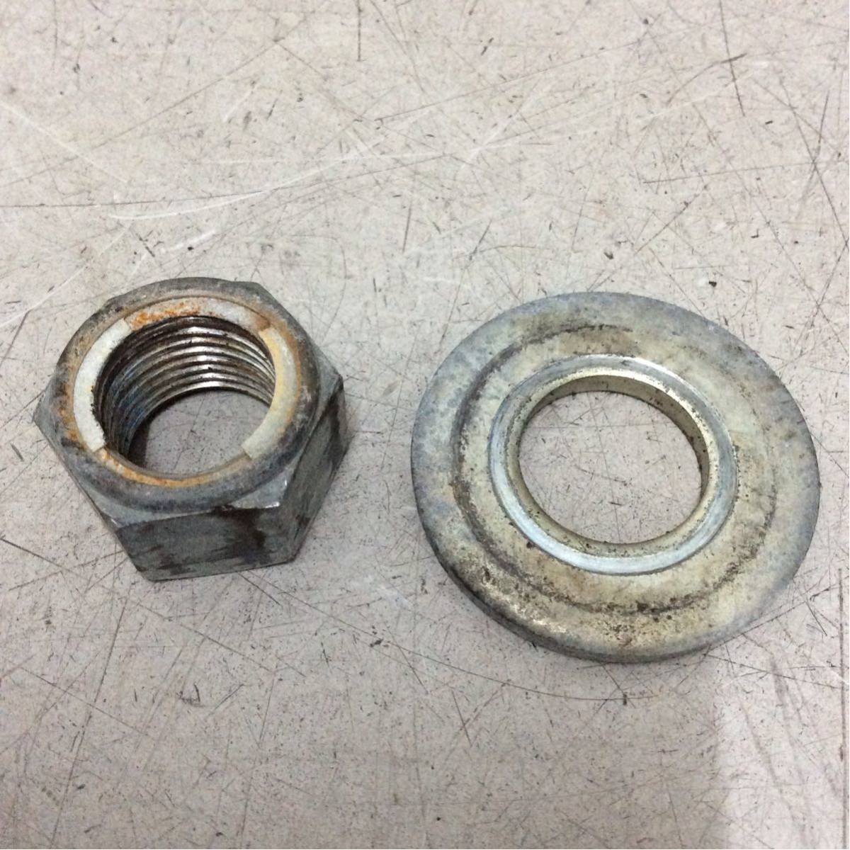 D37-32 スズキ レッツ2 CA1PA リアホイール ナット セット 純正部品拍卖