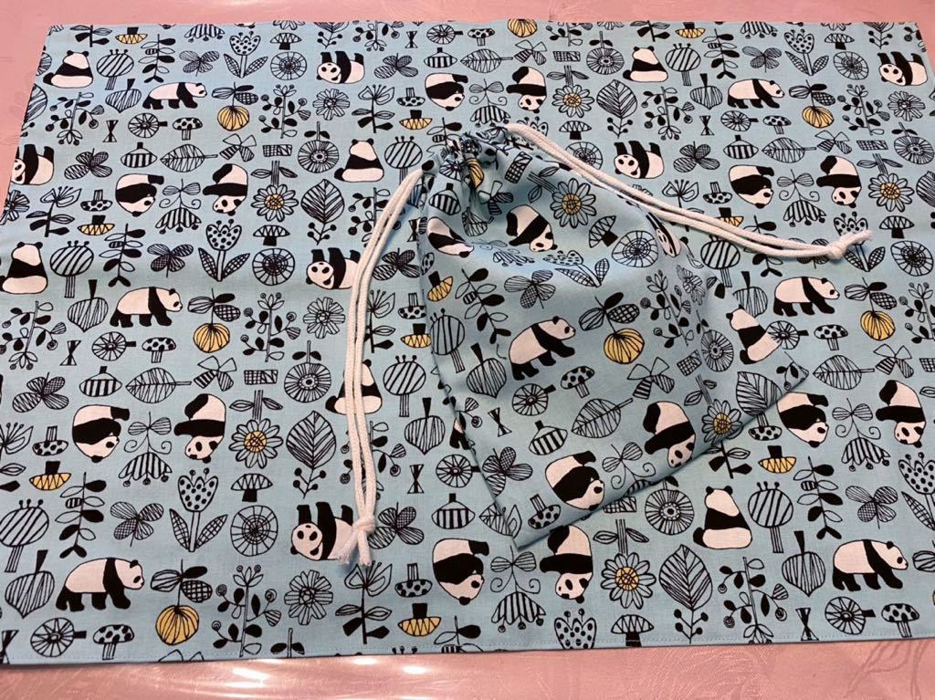 No.105 裏付ランチョンマット&巾着 ハンドメイド 40x60 パンダ柄 水色拍卖