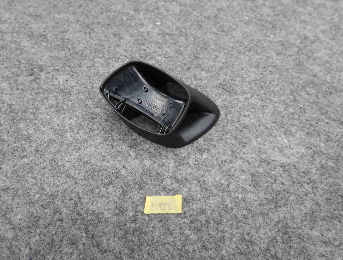 ポルシェ 981 ボクスター 純正 ドアミラートリムリング 982.857.109L A2733413 K986 左拍卖