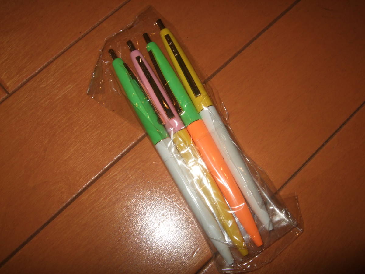 新品未使用即決送料込☆BIC クリップゴールドボールペン4本セット拍卖