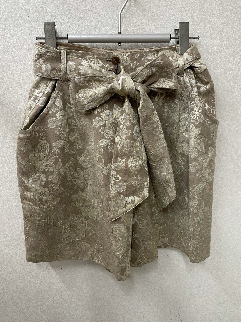 送料¥370/EPOCA(エポカ/三陽商会)アセテート/綿/ポリエステル/ショートパンツ☆サイズ40拍卖