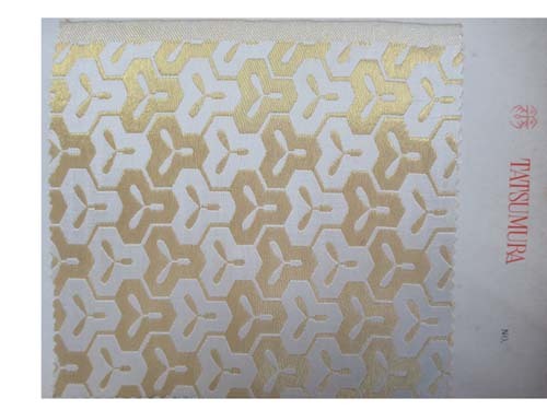 龍村平蔵 毘沙門天平八稜華文 8×10センチ 名物裂拍卖