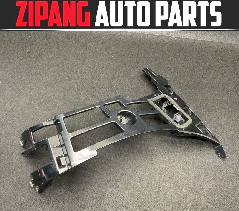 A919 ベンツ 190377 C190 AMG GT リア バンパー 右 サイド ガイド ステー/ブラケット ◆A 190 885 0421 ★破損無し ◎ ★即決拍卖