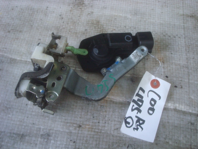 100 ムーヴカスタム L175S リア ゲート アクチュエーター ①拍卖