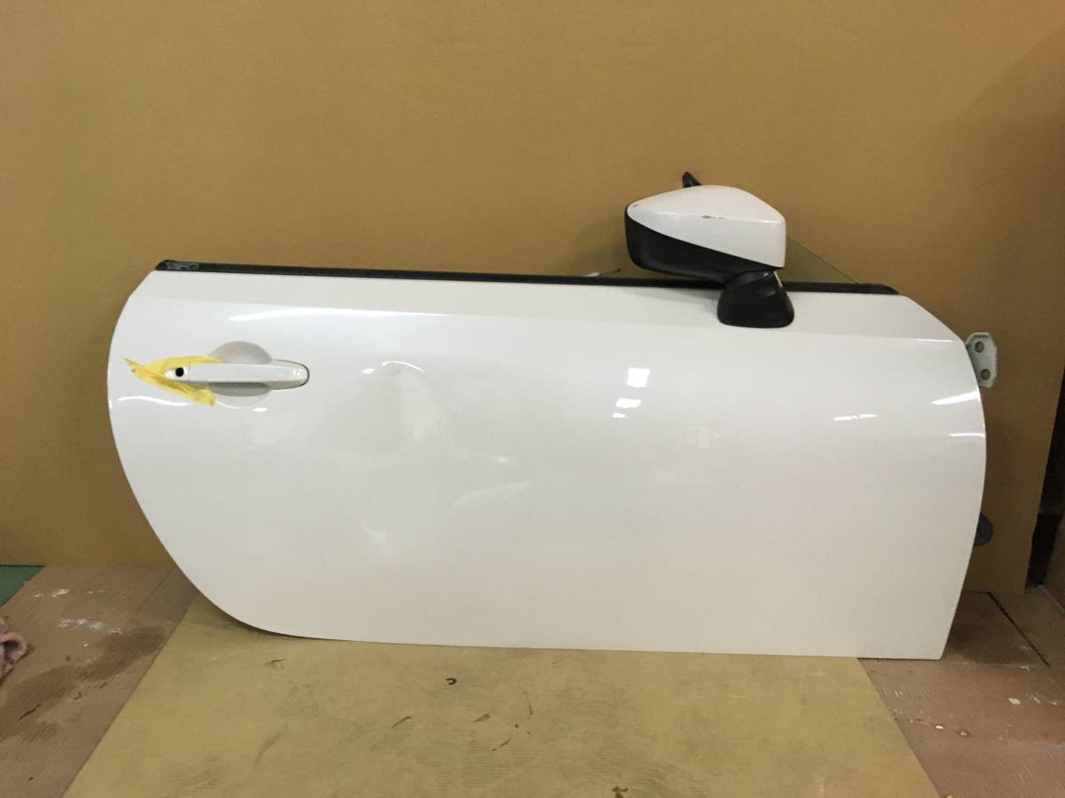 ・ DBA-ZN6 86 ハチロク GT 純正 右 運転席 ドアパネル ヘコミ有 ドアミラー付 キーシリンダーなし K1X クリスタルホワイトパール T-7594拍卖