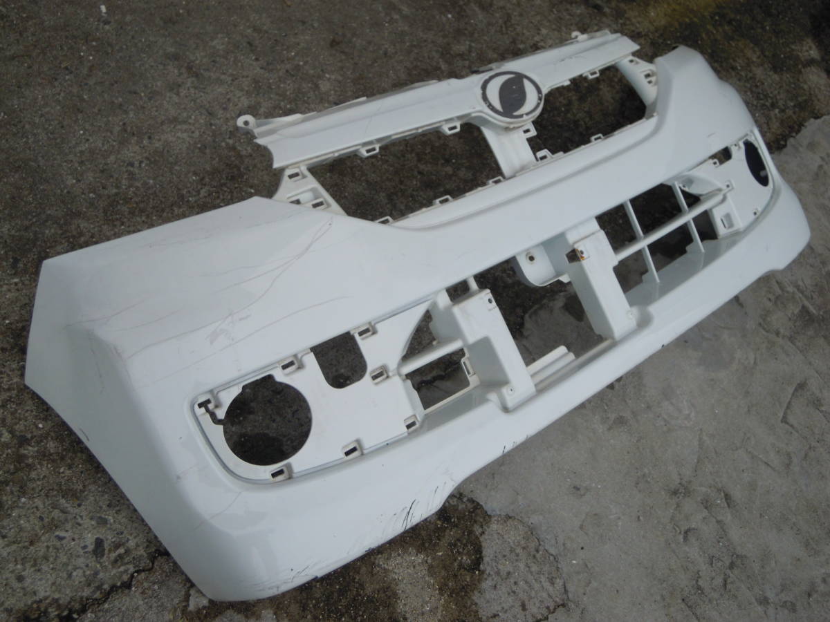 P LA300S 後期 ミラ イース 純正 フロントバンパー 52119-B2D70拍卖