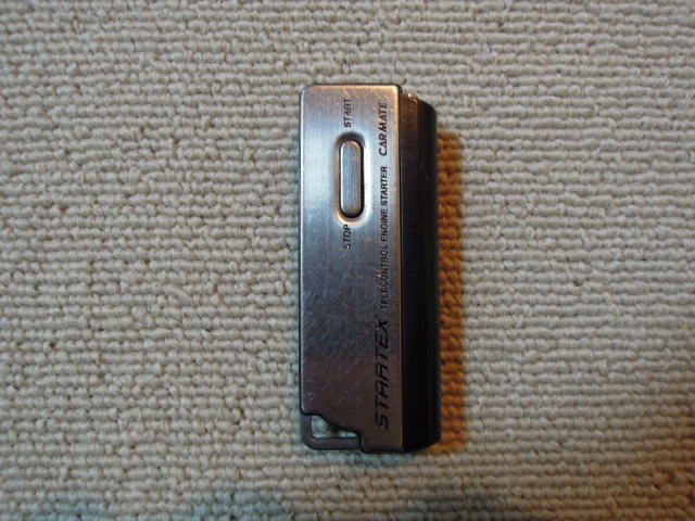 カーメイト TE500 エンジンスターター リモコン YAB0095359 作動未確認 中古 210955拍卖