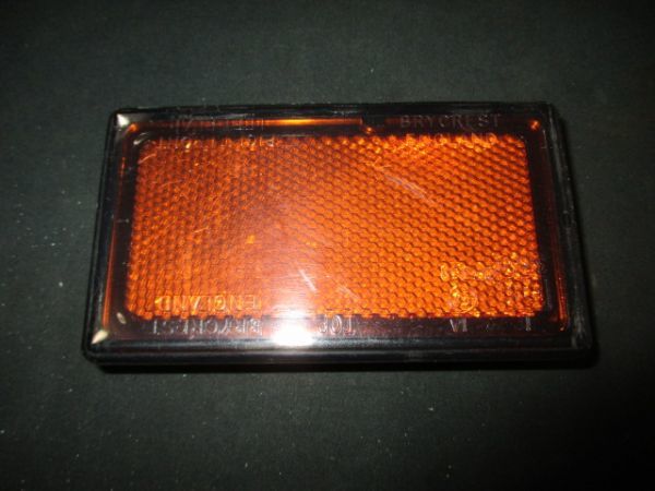 ■ジャガー XJ6 フロントリフレクター 右 リアリフレクター左 中古 DBC3901 XJ40 部品あり リアバンパー フロントバンパー サイド 反射板■拍卖