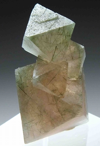 ☆☆ ピンクフローライト 八面体 <内モンゴル自治区> 14 ☆☆拍卖