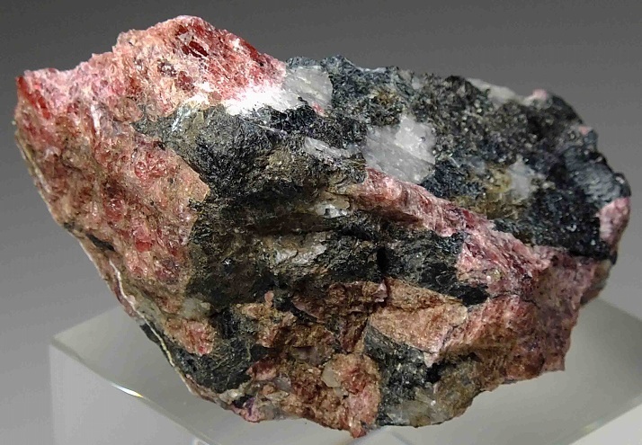 ☆☆ ユージアル石 <カナダ> 3 ☆☆拍卖