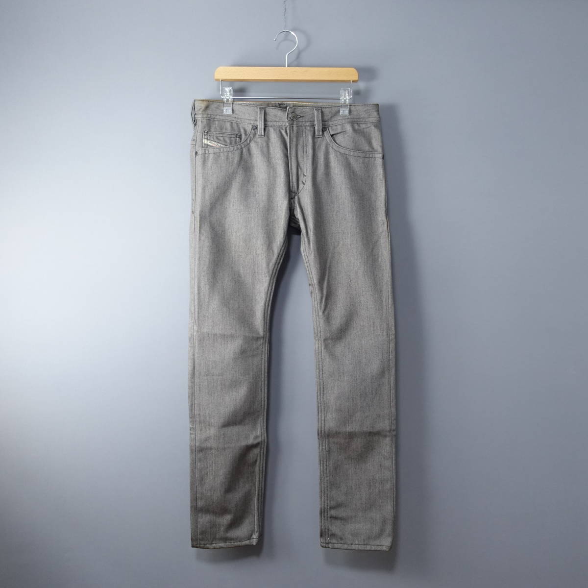 DIESEL/ディーゼル/30/ジーンズ/THAVAR デニムパンツ/ブラック 黒拍卖