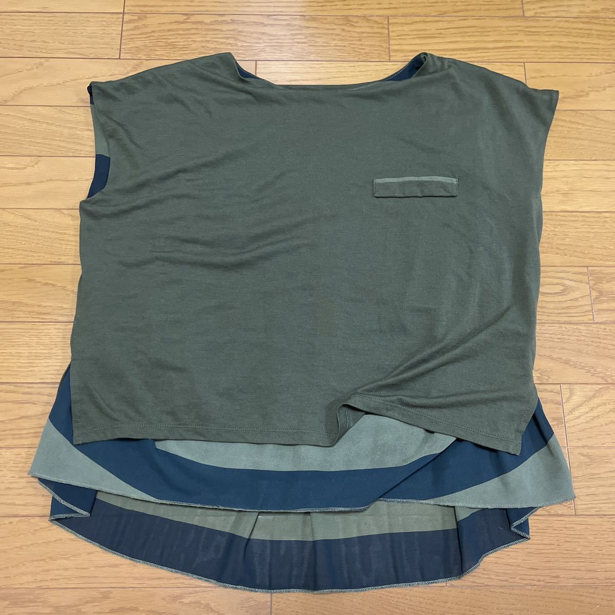 studio CLIP スタジオクリップ カーキ ボーダー リバーシブル ノースリブ カットソー プルオーバー拍卖