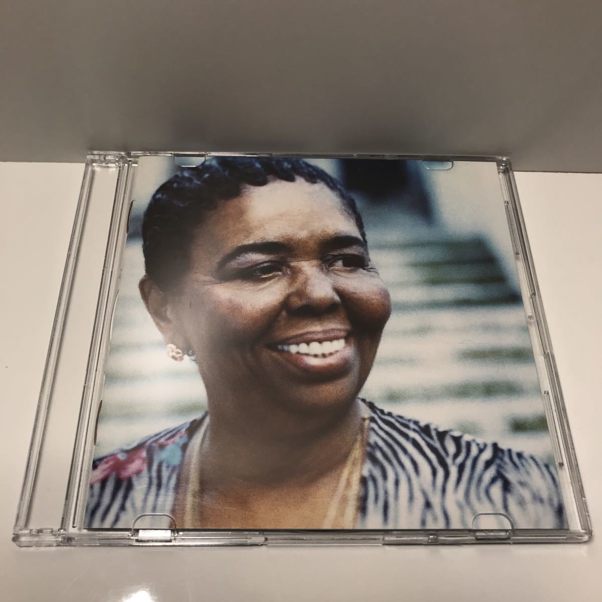 CD CESARIA EVORA - SAO VICENTE セザリア・エボラ エヴォラ アフリカン音楽 ボーカル _(R1)拍卖