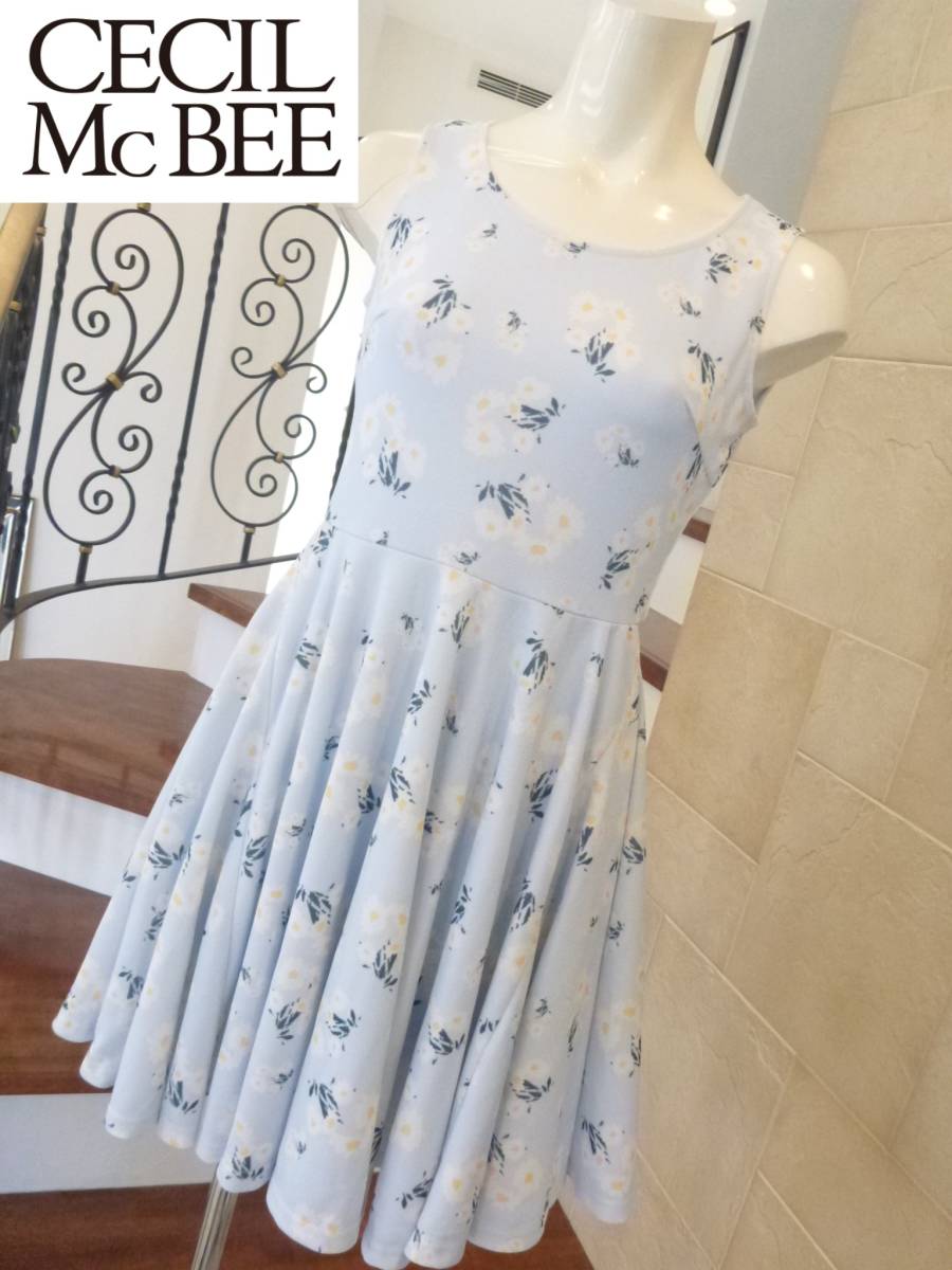 美品 CECIL McBEE セシルマクビー 水色×花柄 美ライン ワンピース M拍卖