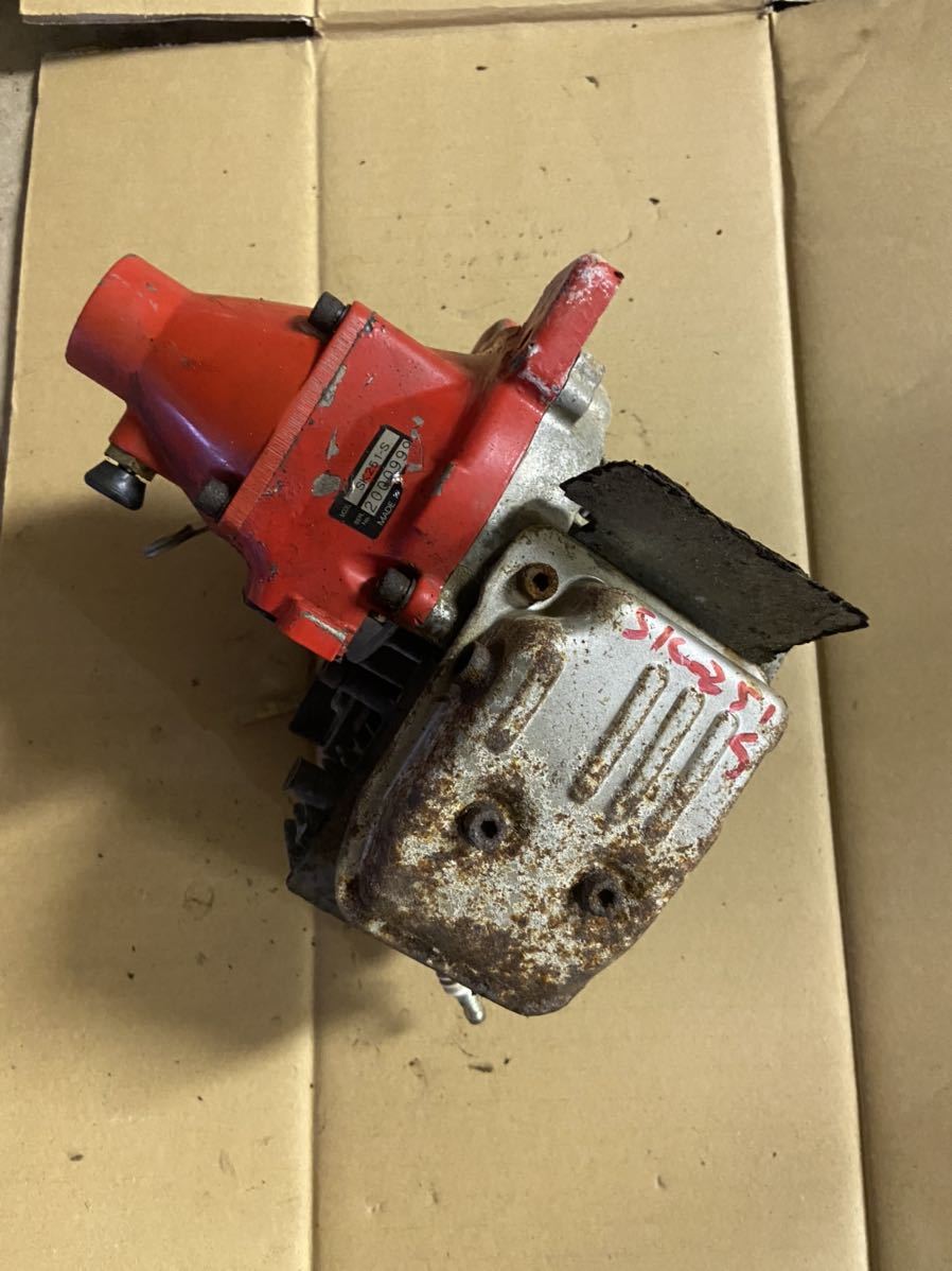 草刈機刈払機 部品パーツ エンジン 部品取り用 圧縮あり ジャンク取扱 新シンダイワSK-251S クラッチハウジング付拍卖