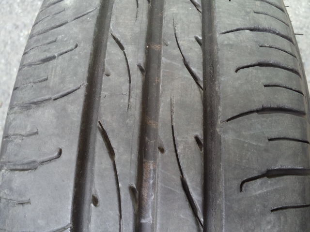 バリ山ラジアル 175/65R14 DUNLOP ENASAVE EC203ダンロップエナセーブ 1本 FIAT 500 PANDAプジョールノーカングーキューブ ABARTH FIT NOTE拍卖