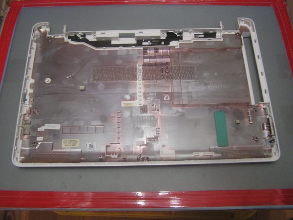 HP 15 2BD69PA bw001AU 等用 下部ケースのみ拍卖
