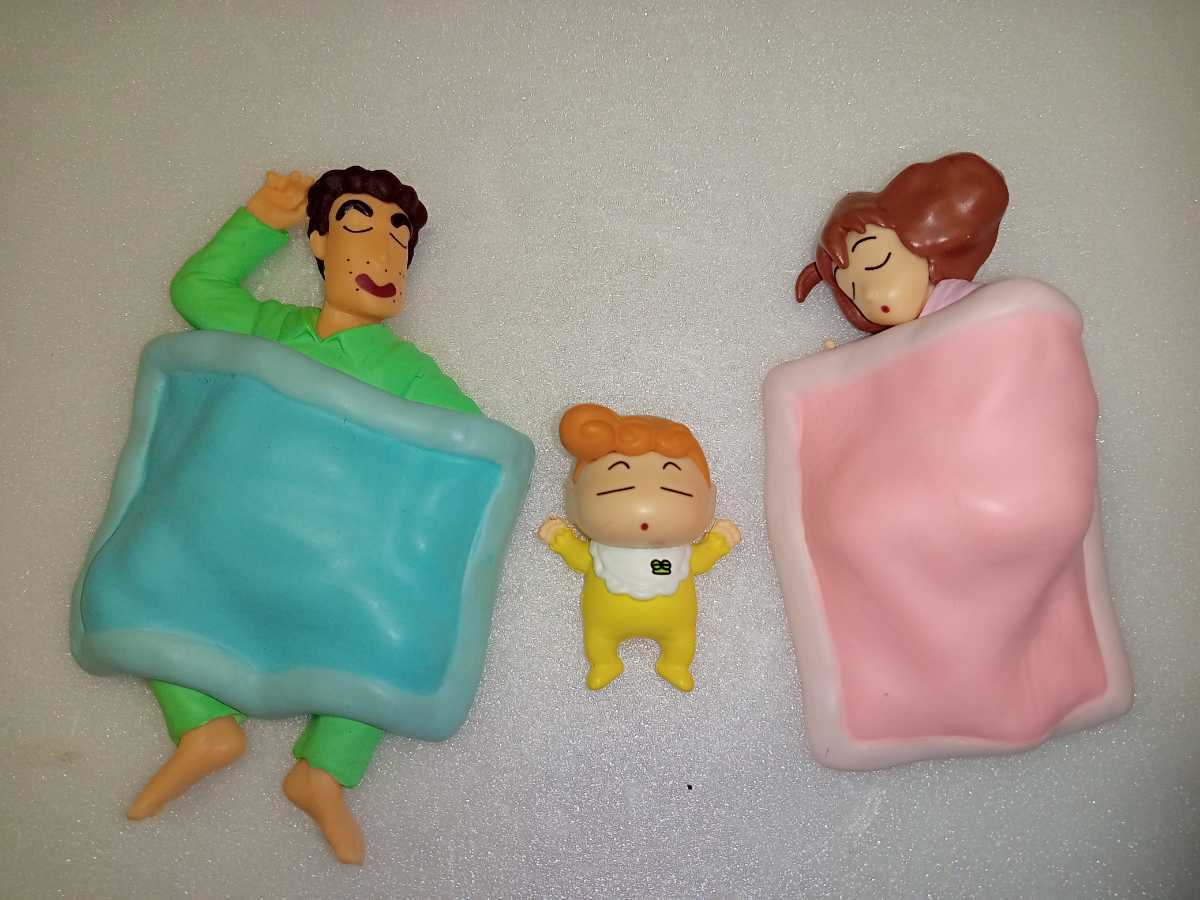 フィギュア クレヨンしんちゃん 家族 就寝拍卖