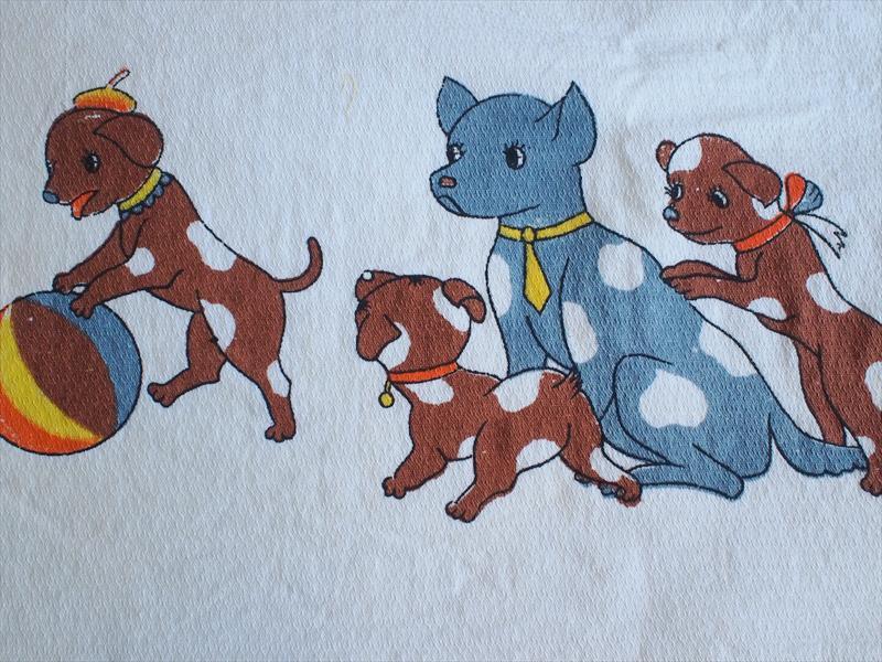 レトロビンテージ生地☆難あり!ヤケがあるけど雰囲気のある犬柄のベビー布団のシーツ☆リメイク等に拍卖