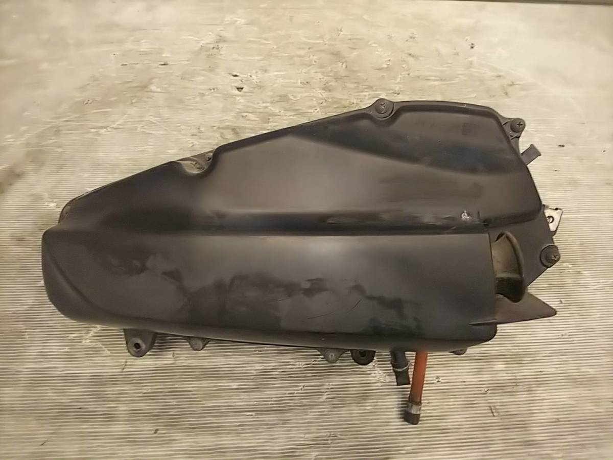 ホンダ・フォルツァZ・MF10・純正エアクリーナーボックス拍卖