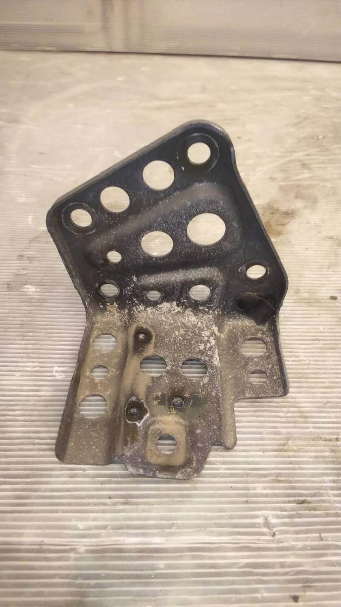 ヤマハ・グランドマジェスティー・SG15J・純正タンデムステップサブフレーム右?左?拍卖