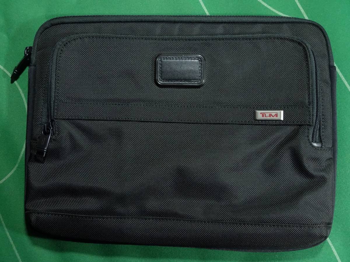 □トゥミ TUMI ALPHA バリスティックナイロン素材 A4サイズ PCケース ラップトップカバー 260 x 340 x 40mm ブラック 美品!!!□拍卖