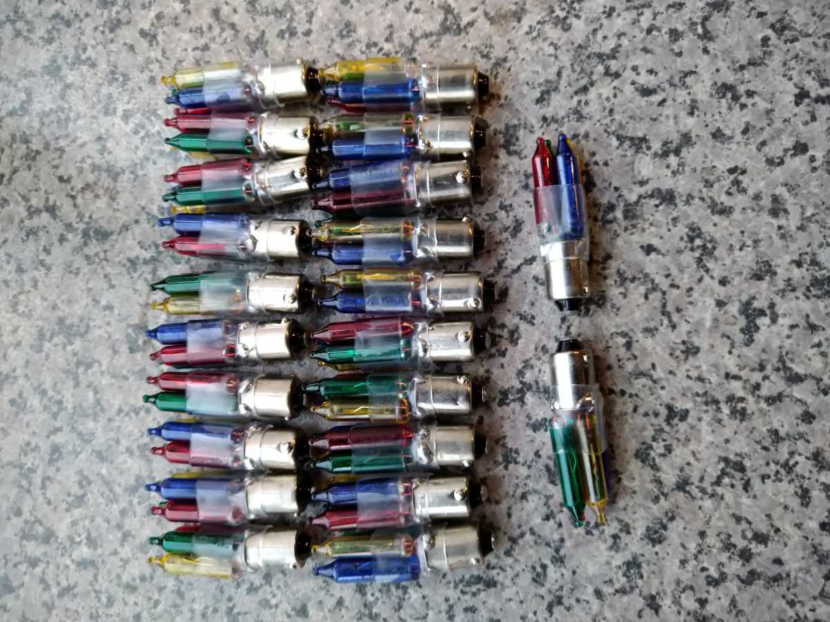 20個+2個カラー バルブ 点滅 12v シングル球 口金 BA9s 180度 検GS400 GT380 くるくる 旧車 デコトラ バイメタル 球 蛍ランプ ラブ灯拍卖
