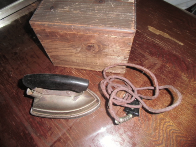 昭和レトロ 大正ロマン 鉄 アイロン拍卖