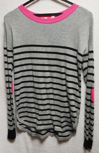 160㎝ GAP ギャップ 長袖 ニット ボーダー グレー×黒×ピンクハートヒジ拍卖
