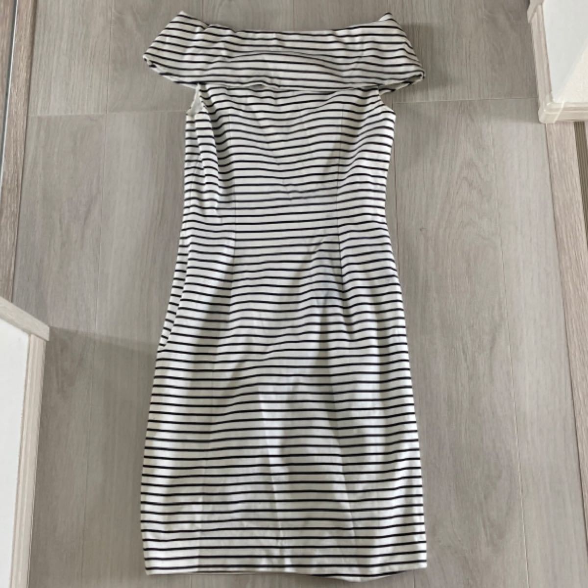 【美品】MIXMAX/オフショルワンピース拍卖