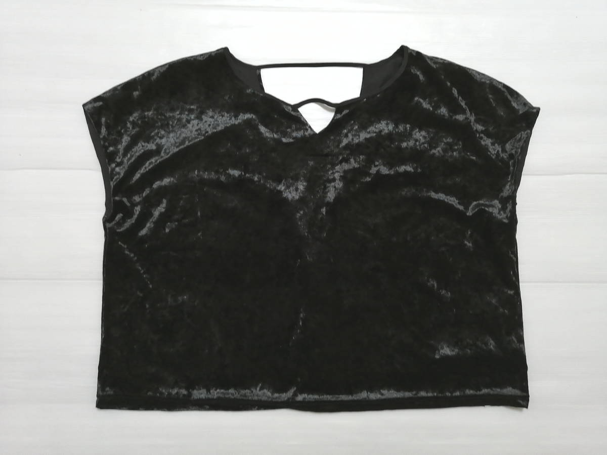 新品大幅定価割れ!! エモダ トップス EMODA 光沢素材 柔らかい上質素材 石瀬3344拍卖