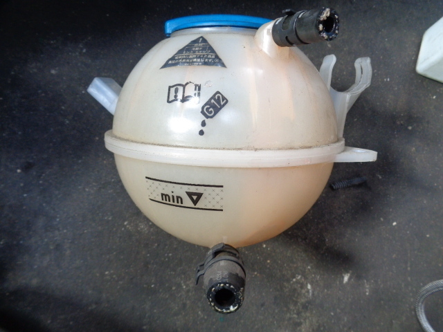 フォルクスワーゲン ゴルフ5 1KBLX 純正 ラジエーターリザーブタンク拍卖