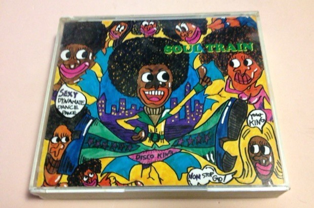 2CD ギリシア館発 ソウルトレイン/スカイハイ,ダンシングクィーン,ステインアライブ,愛のコリーダ,悲しき願い等カバー収録拍卖