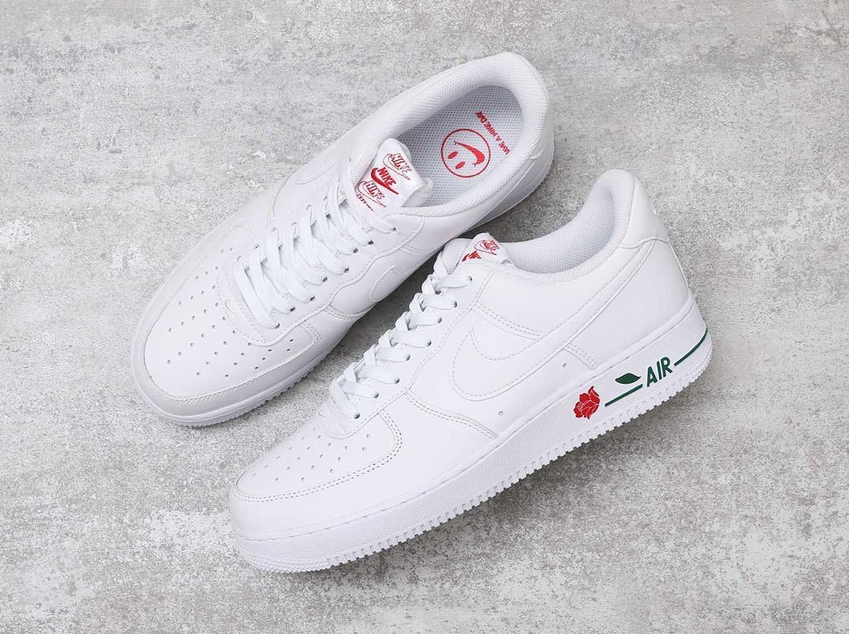 30cm NIKE AIR FORCE 1 '07 LX WHITE/WHITE-UNIVERSITY RED-PINE GREEN White bag Rose エアフォース1 ナイキ 箱欠品拍卖