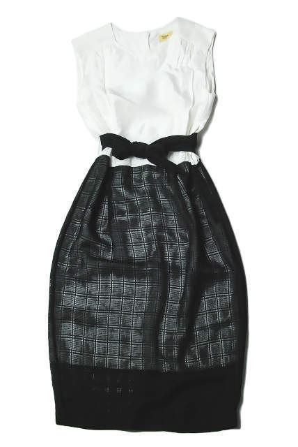 TOGA PULLA トーガ プルラ メッシュレイヤードノースリーブワンピース TP41-FH225 2 ホワイト/ブラック ドレス シースルー lc25512拍卖