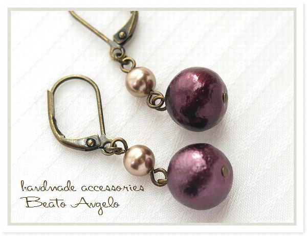 ◇◇+angelo+コットンパールとスワロフスキーパールのピアス(p-100)ボルドー AG 10mm 金古美 アンティーク フレンチフック拍卖