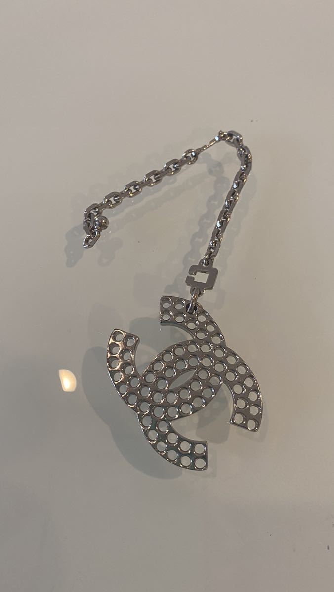 シャネルCHANELキーリングチャームシルバーカラー拍卖